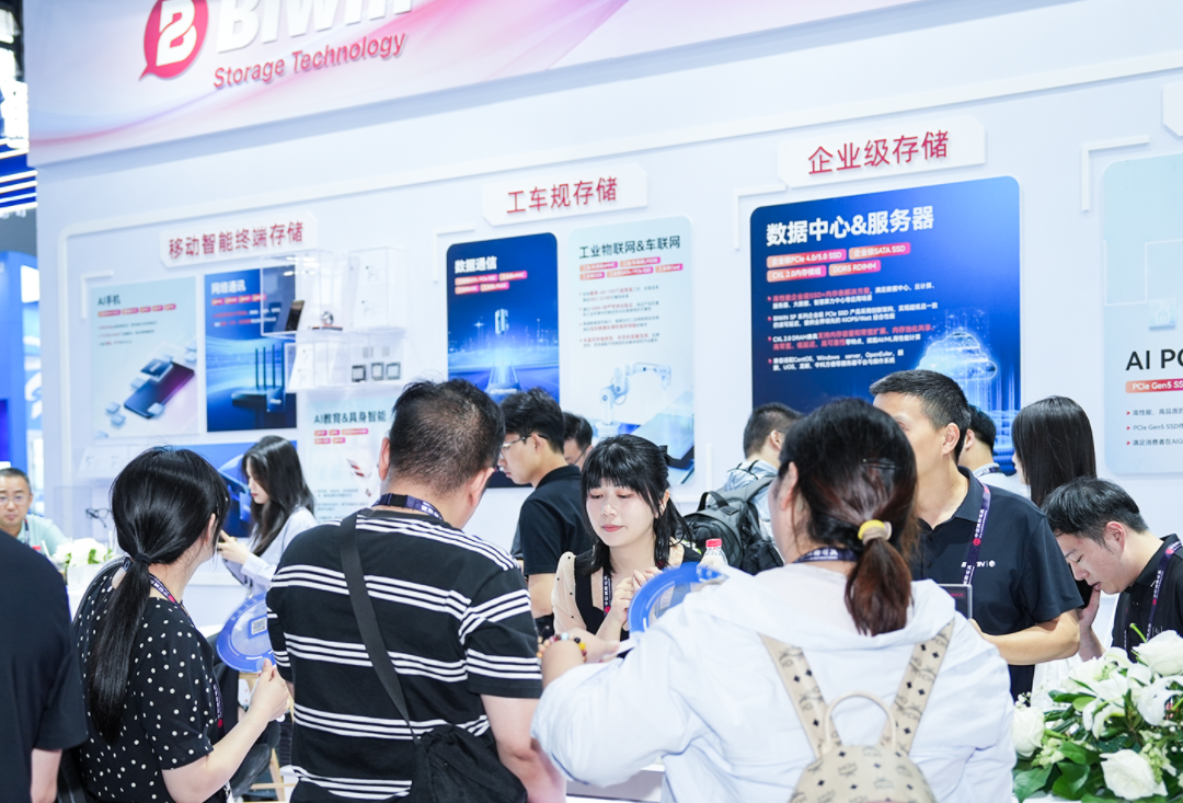 BIWIN Demonstrated All-Around Innovative Capabilities in AI Storage at MWC25 Shanghai